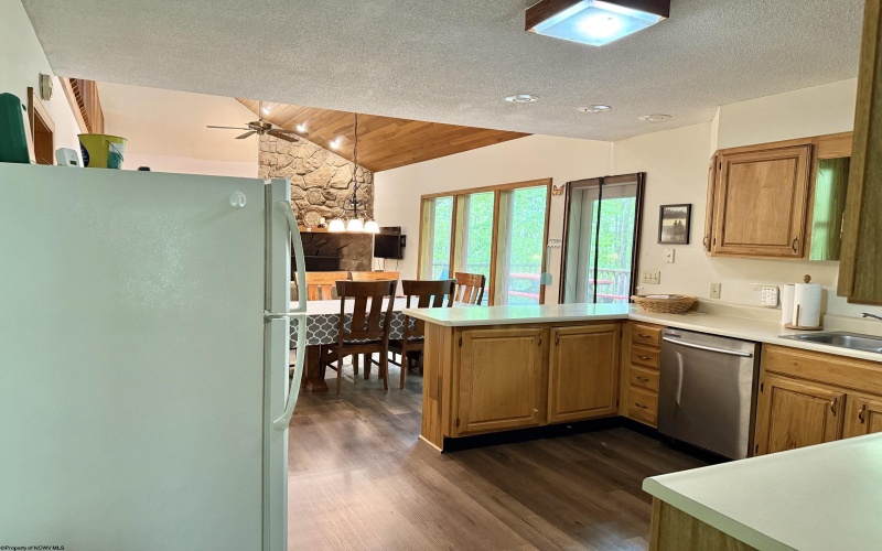 785 Ridge Road, Davis, West Virginia 26260, 3 Bedrooms Bedrooms, 9 Rooms Rooms,3 BathroomsBathrooms,Single Family Detached,For Sale,Ridge,10165019