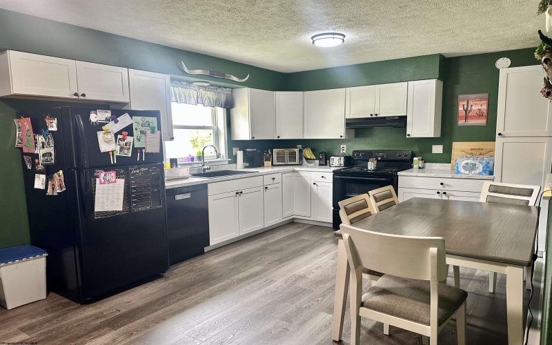 339 Oak Street, Jane Lew, West Virginia 26378, 3 Bedrooms Bedrooms, 7 Rooms Rooms,2 BathroomsBathrooms,Single Family Detached,For Sale,Oak,10165020