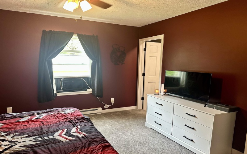 339 Oak Street, Jane Lew, West Virginia 26378, 3 Bedrooms Bedrooms, 7 Rooms Rooms,2 BathroomsBathrooms,Single Family Detached,For Sale,Oak,10165020