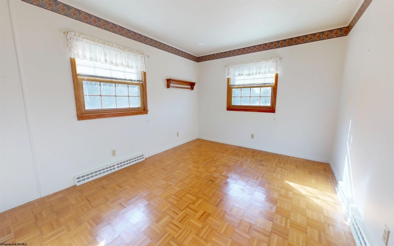 221 FREEMAN HILL Road, Bridgeport, West Virginia 26330, 3 Bedrooms Bedrooms, 8 Rooms Rooms,2 BathroomsBathrooms,Single Family Detached,For Sale,FREEMAN HILL,10162630