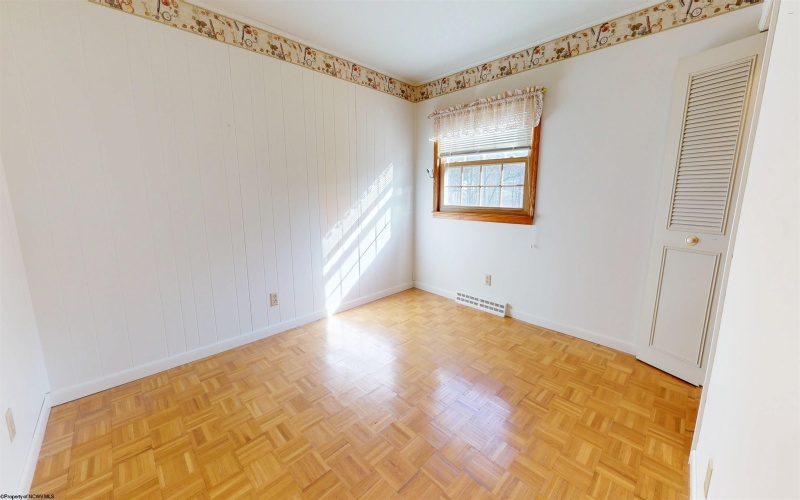 221 FREEMAN HILL Road, Bridgeport, West Virginia 26330, 3 Bedrooms Bedrooms, 8 Rooms Rooms,2 BathroomsBathrooms,Single Family Detached,For Sale,FREEMAN HILL,10162630