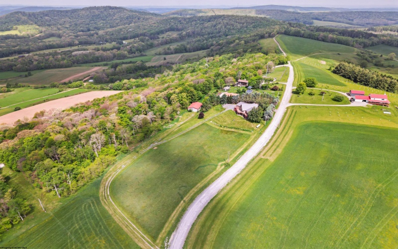 1516 White Oak School Road, Terra Alta, West Virginia 26764, 3 Bedrooms Bedrooms, 12 Rooms Rooms,3 BathroomsBathrooms,Single Family Detached,For Sale,White Oak School,10165024