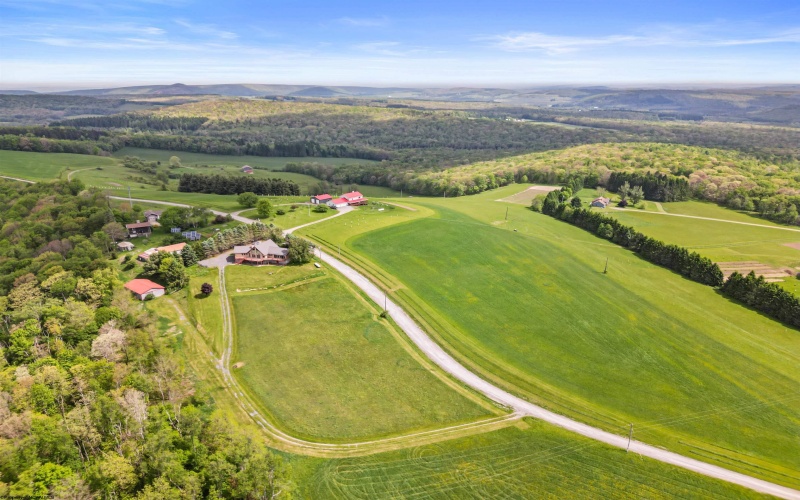 1516 White Oak School Road, Terra Alta, West Virginia 26764, 3 Bedrooms Bedrooms, 12 Rooms Rooms,3 BathroomsBathrooms,Single Family Detached,For Sale,White Oak School,10165024