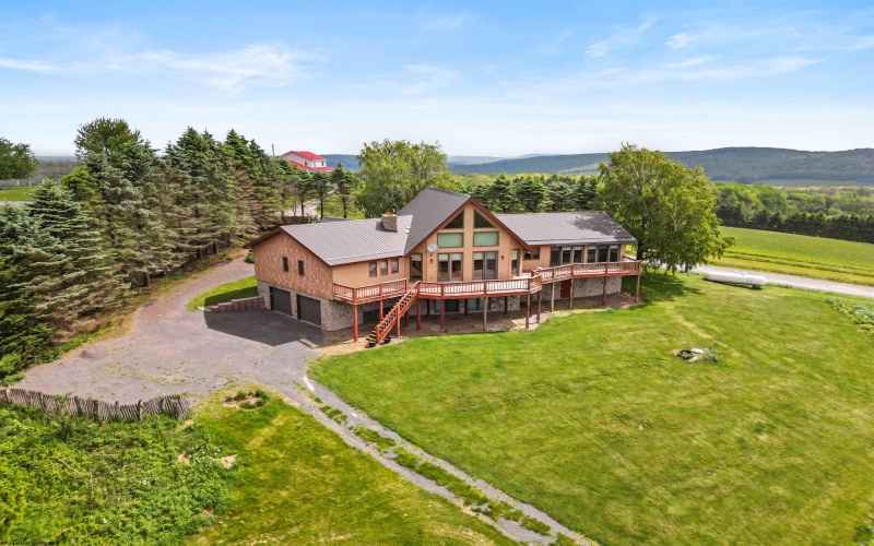 1516 White Oak School Road, Terra Alta, West Virginia 26764, 3 Bedrooms Bedrooms, 12 Rooms Rooms,3 BathroomsBathrooms,Single Family Detached,For Sale,White Oak School,10165024