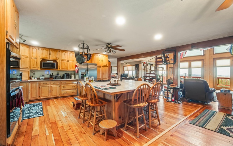 1516 White Oak School Road, Terra Alta, West Virginia 26764, 3 Bedrooms Bedrooms, 12 Rooms Rooms,3 BathroomsBathrooms,Single Family Detached,For Sale,White Oak School,10165024