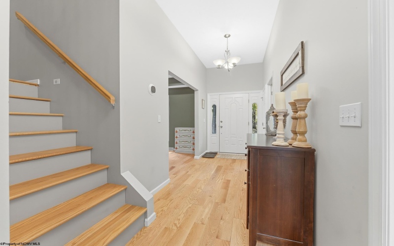 5 Squirrel Lane, Morgantown, West Virginia 26508, 4 Bedrooms Bedrooms, 8 Rooms Rooms,3 BathroomsBathrooms,Single Family Detached,For Sale,Squirrel,10165023