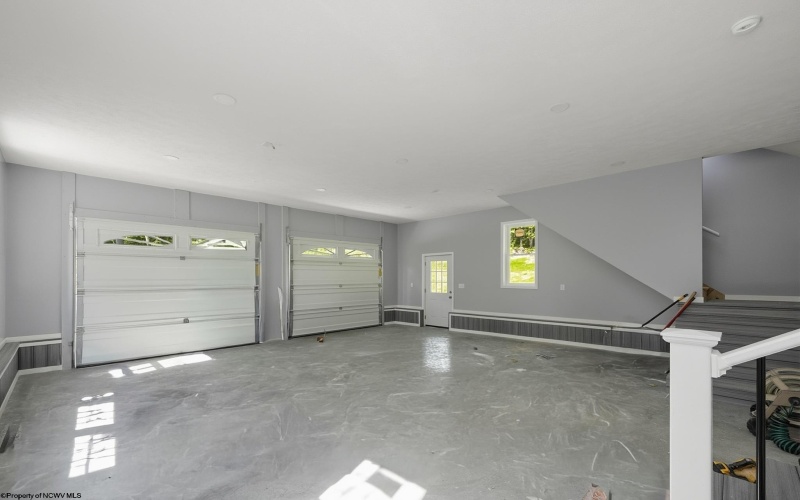 114 Dripping Spring Road, Morgantown, West Virginia 26508, 4 Bedrooms Bedrooms, 20 Rooms Rooms,3 BathroomsBathrooms,Single Family Detached,For Sale,Dripping Spring,0,10165033