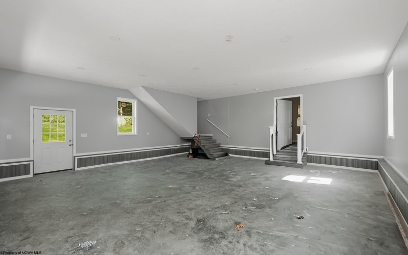 114 Dripping Spring Road, Morgantown, West Virginia 26508, 4 Bedrooms Bedrooms, 20 Rooms Rooms,3 BathroomsBathrooms,Single Family Detached,For Sale,Dripping Spring,0,10165033