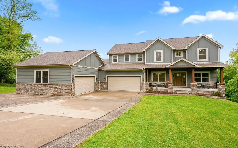 40 Park Ridge Drive, Morgantown, West Virginia 26508, 5 Bedrooms Bedrooms, 14 Rooms Rooms,4 BathroomsBathrooms,Single Family Detached,For Sale,Park Ridge,10165022