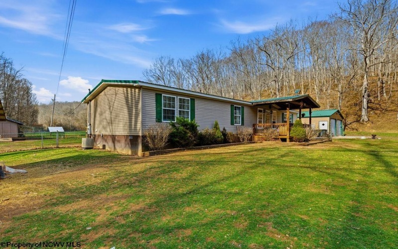 233 Harron Run Road, Buckhannon, West Virginia 26201, 3 Bedrooms Bedrooms, 6 Rooms Rooms,2 BathroomsBathrooms,Single Family Detached,For Sale,Harron Run,10165034