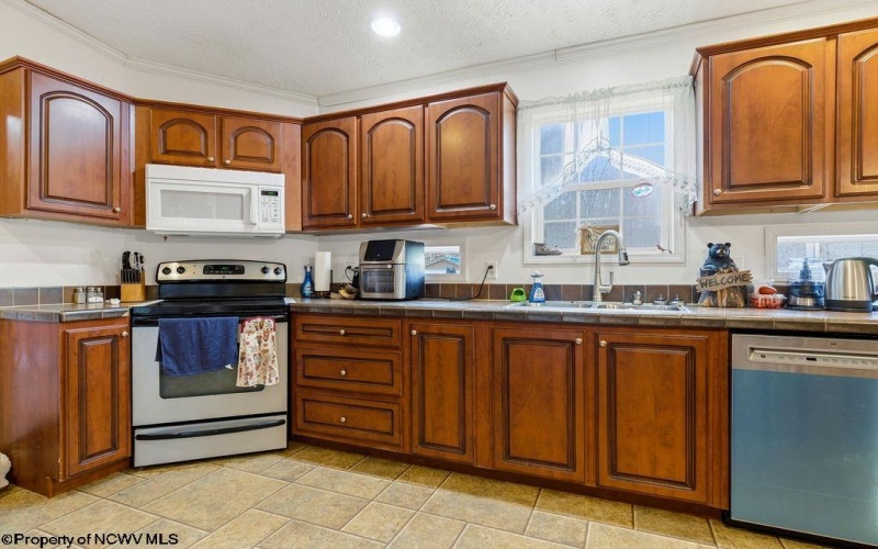 233 Harron Run Road, Buckhannon, West Virginia 26201, 3 Bedrooms Bedrooms, 6 Rooms Rooms,2 BathroomsBathrooms,Single Family Detached,For Sale,Harron Run,10165034