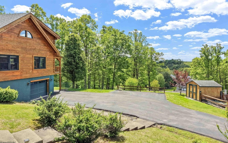 216 Whitetail Lane, Buckhannon, West Virginia 26201, 3 Bedrooms Bedrooms, 7 Rooms Rooms,3 BathroomsBathrooms,Single Family Detached,For Sale,Whitetail,10164951