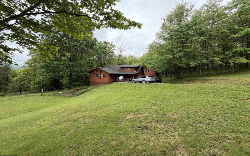 199 Whitetail Road, Glady, West Virginia 26268, 3 Bedrooms Bedrooms, 7 Rooms Rooms,1 BathroomBathrooms,Single Family Detached,For Sale,Whitetail,10165038