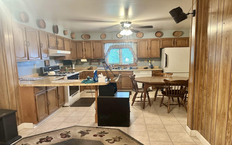 108 Ridenour Street, Clarksburg, West Virginia 26301, 3 Bedrooms Bedrooms, 7 Rooms Rooms,1 BathroomBathrooms,Single Family Detached,For Sale,Ridenour,10165045