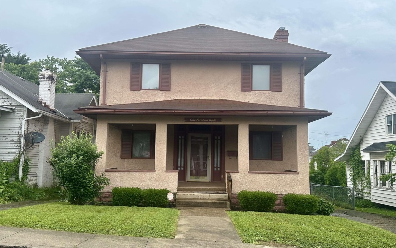 108 Ridenour Street, Clarksburg, West Virginia 26301, 3 Bedrooms Bedrooms, 7 Rooms Rooms,1 BathroomBathrooms,Single Family Detached,For Sale,Ridenour,10165045
