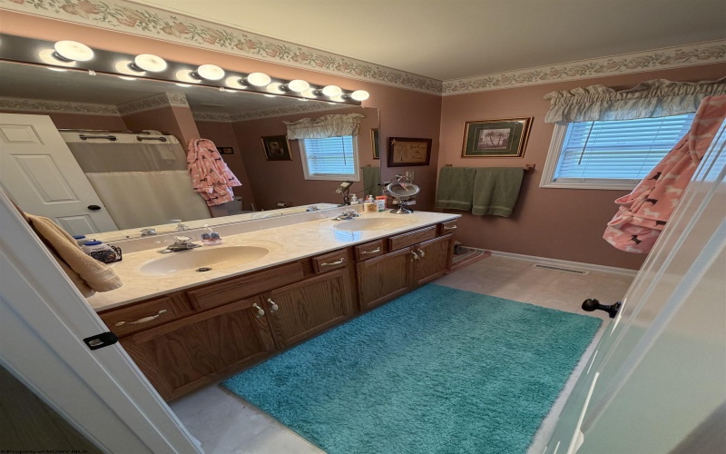 214 Edgewood Estates Road, Beverly, West Virginia 26253, 3 Bedrooms Bedrooms, 10 Rooms Rooms,2 BathroomsBathrooms,Single Family Detached,For Sale,Edgewood Estates,10165043