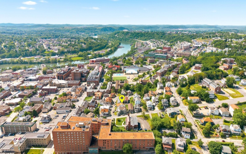 289 Wiles Street, Morgantown, West Virginia 26505, ,Multi-unit/income,For Sale,Wiles,10165059