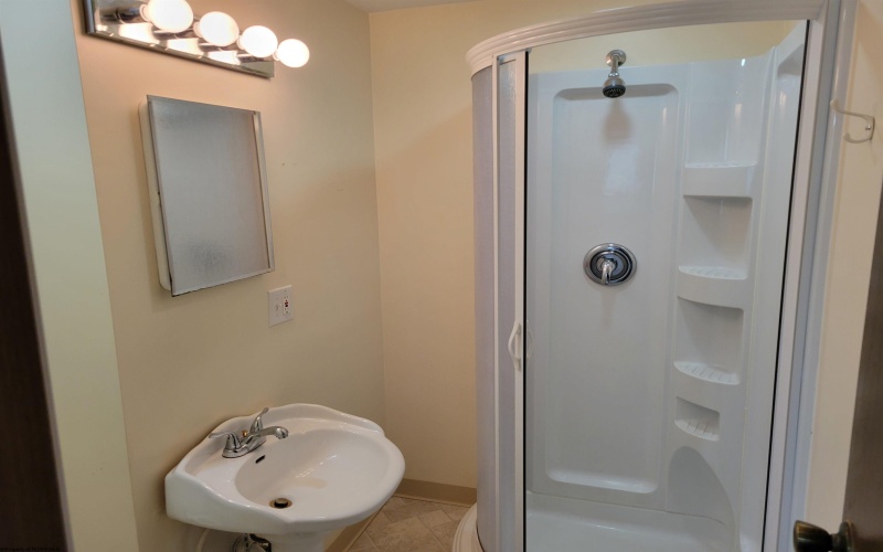 929 Garrison Avenue, Morgantown, West Virginia 26505, 3 Bedrooms Bedrooms, 7 Rooms Rooms,2 BathroomsBathrooms,Residential Rentals,For Rent,Garrison,10165051