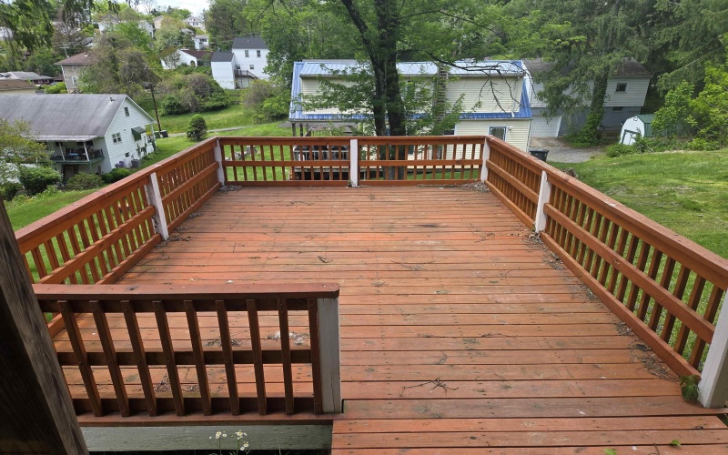 929 Garrison Avenue, Morgantown, West Virginia 26505, 3 Bedrooms Bedrooms, 7 Rooms Rooms,2 BathroomsBathrooms,Residential Rentals,For Rent,Garrison,10165051