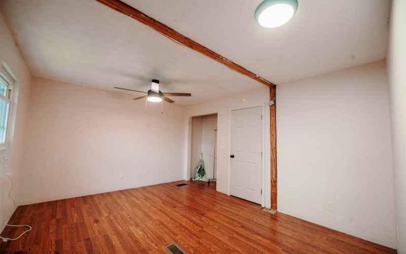 12 Goldenrod Lane, Clarksburg, West Virginia 26301, 3 Bedrooms Bedrooms, 6 Rooms Rooms,2 BathroomsBathrooms,Single Family Detached,For Sale,Goldenrod,10165048