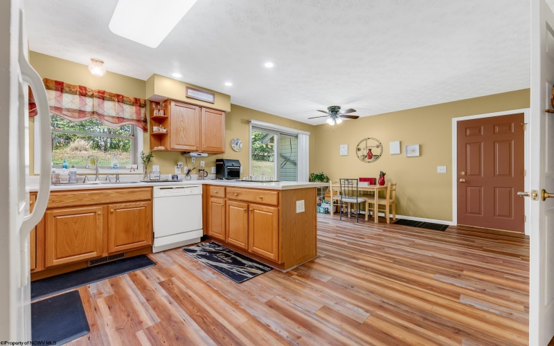 388 Arbogast Lane, Morgantown, West Virginia 26508, 4 Bedrooms Bedrooms, 8 Rooms Rooms,2 BathroomsBathrooms,Single Family Detached,For Sale,Arbogast,10165047