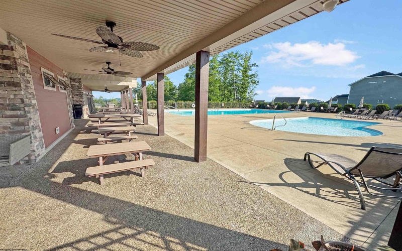 18 Wind Trail, Morgantown, West Virginia 26508, 5 Bedrooms Bedrooms, 12 Rooms Rooms,4 BathroomsBathrooms,Single Family Detached,For Sale,Wind,10165052