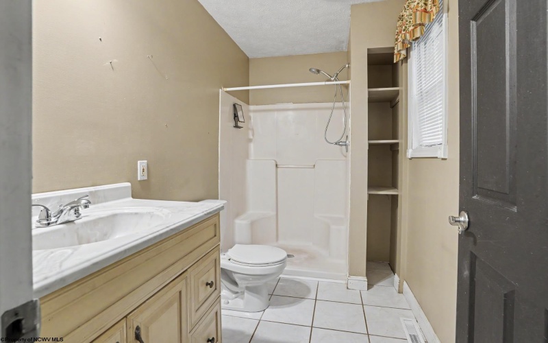 193 Meldahl Place, Washington, West Virginia 26181, 3 Bedrooms Bedrooms, 6 Rooms Rooms,1 BathroomBathrooms,Single Family Detached,For Sale,Meldahl,10165054