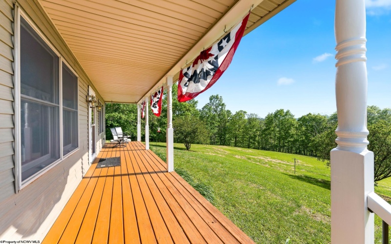 718 TRAP SPRINGS Road, Grafton, West Virginia 26354, 3 Bedrooms Bedrooms, 6 Rooms Rooms,2 BathroomsBathrooms,Single Family Detached,For Sale,TRAP SPRINGS,10165053