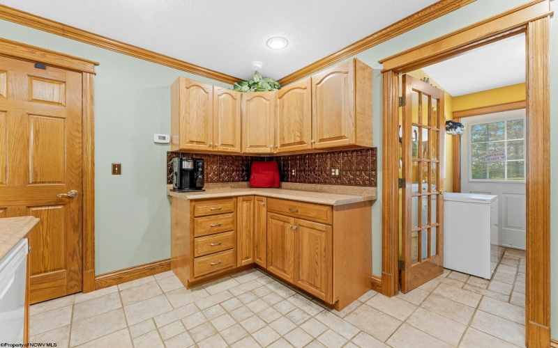 718 TRAP SPRINGS Road, Grafton, West Virginia 26354, 3 Bedrooms Bedrooms, 6 Rooms Rooms,2 BathroomsBathrooms,Single Family Detached,For Sale,TRAP SPRINGS,10165053