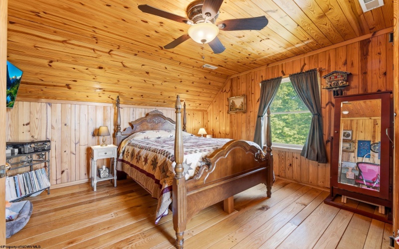 718 TRAP SPRINGS Road, Grafton, West Virginia 26354, 3 Bedrooms Bedrooms, 6 Rooms Rooms,2 BathroomsBathrooms,Single Family Detached,For Sale,TRAP SPRINGS,10165053