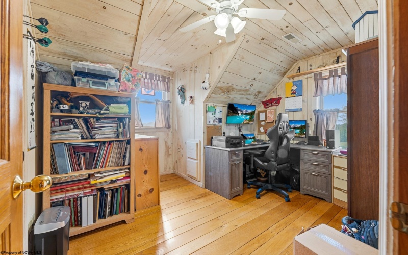 718 TRAP SPRINGS Road, Grafton, West Virginia 26354, 3 Bedrooms Bedrooms, 6 Rooms Rooms,2 BathroomsBathrooms,Single Family Detached,For Sale,TRAP SPRINGS,10165053