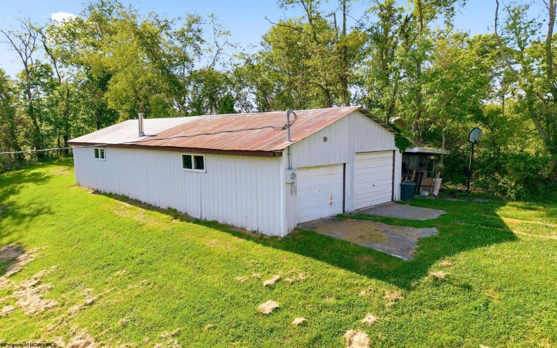 718 TRAP SPRINGS Road, Grafton, West Virginia 26354, 3 Bedrooms Bedrooms, 6 Rooms Rooms,2 BathroomsBathrooms,Single Family Detached,For Sale,TRAP SPRINGS,10165053
