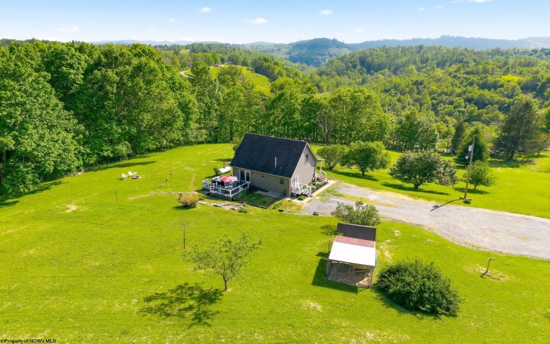 718 TRAP SPRINGS Road, Grafton, West Virginia 26354, 3 Bedrooms Bedrooms, 6 Rooms Rooms,2 BathroomsBathrooms,Single Family Detached,For Sale,TRAP SPRINGS,10165053
