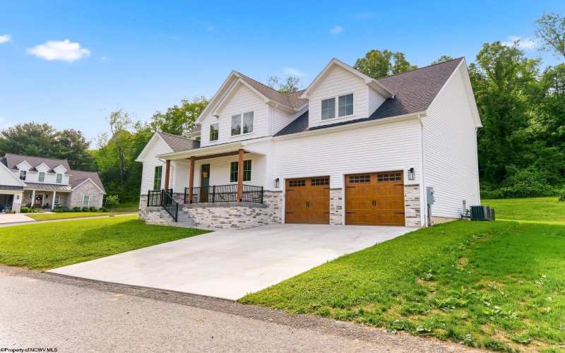 201 Farm Brook Lane, Morgantown, West Virginia 26508, 4 Bedrooms Bedrooms, 8 Rooms Rooms,2 BathroomsBathrooms,Single Family Detached,For Sale,Farm Brook,10165062