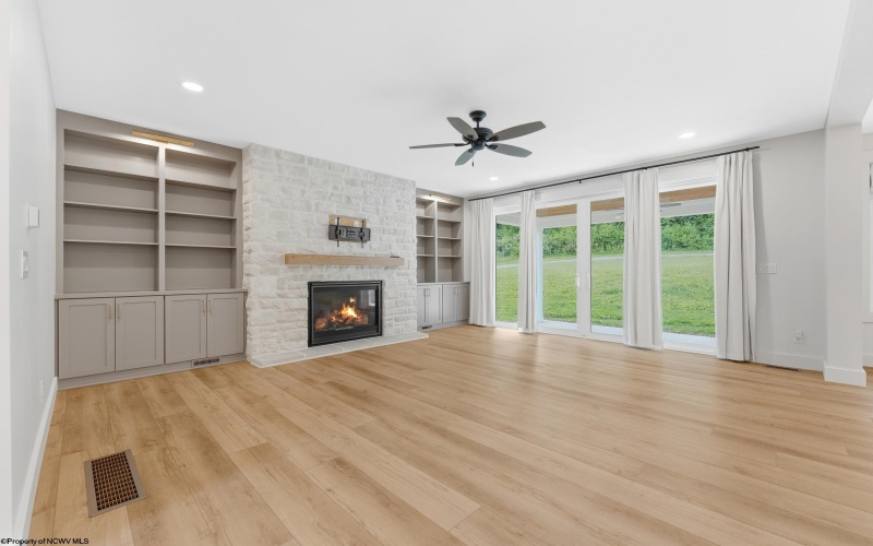 201 Farm Brook Lane, Morgantown, West Virginia 26508, 4 Bedrooms Bedrooms, 8 Rooms Rooms,2 BathroomsBathrooms,Single Family Detached,For Sale,Farm Brook,10165062