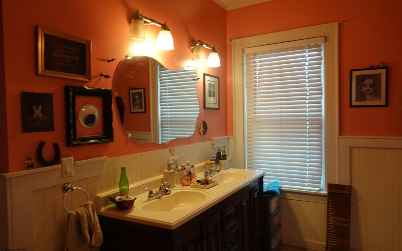 23 Meadow Street, Buckhannon, West Virginia 26201, 3 Bedrooms Bedrooms, 7 Rooms Rooms,1 BathroomBathrooms,Single Family Detached,For Sale,Meadow,10165064
