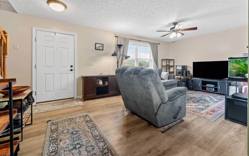 709 Elysian Avenue, Morgantown, West Virginia 26501, 3 Bedrooms Bedrooms, 6 Rooms Rooms,2 BathroomsBathrooms,Single Family Detached,For Sale,Elysian,10165066