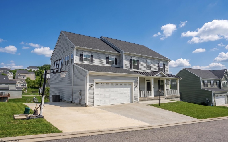 865 Hidden View Way, Morgantown, West Virginia 26508, 5 Bedrooms Bedrooms, 11 Rooms Rooms,3 BathroomsBathrooms,Single Family Detached,For Sale,Hidden View,10165070