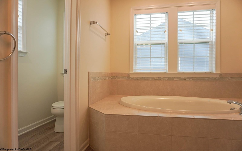 865 Hidden View Way, Morgantown, West Virginia 26508, 5 Bedrooms Bedrooms, 11 Rooms Rooms,3 BathroomsBathrooms,Single Family Detached,For Sale,Hidden View,10165070