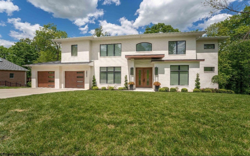 2022 White Oak Drive, Morgantown, West Virginia 26505, 5 Bedrooms Bedrooms, 13 Rooms Rooms,5 BathroomsBathrooms,Single Family Detached,For Sale,White Oak,10164938