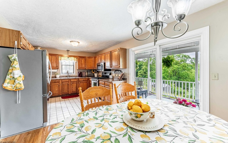 1253 Bakers Ridge Road, Morgantown, West Virginia 26505, 3 Bedrooms Bedrooms, 7 Rooms Rooms,2 BathroomsBathrooms,Single Family Detached,For Sale,Bakers Ridge,10165068 1253 Bakers Ridge Road, Morgantown, West Virginia 26505, 3 Bedrooms Bedrooms, 7 Rooms Rooms,2 BathroomsBathrooms,Single Family Detached,For Sale,Bakers Ridge,10165068