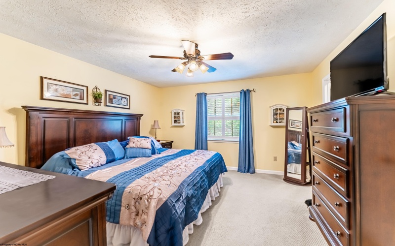 1253 Bakers Ridge Road, Morgantown, West Virginia 26505, 3 Bedrooms Bedrooms, 7 Rooms Rooms,2 BathroomsBathrooms,Single Family Detached,For Sale,Bakers Ridge,10165068 1253 Bakers Ridge Road, Morgantown, West Virginia 26505, 3 Bedrooms Bedrooms, 7 Rooms Rooms,2 BathroomsBathrooms,Single Family Detached,For Sale,Bakers Ridge,10165068