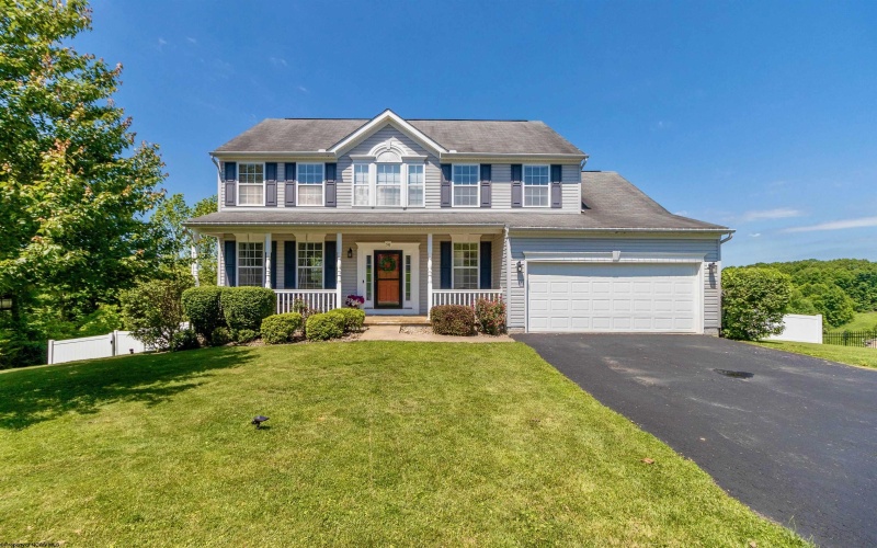 50 Garnet Way, Bridgeport, West Virginia 26330, 5 Bedrooms Bedrooms, 13 Rooms Rooms,3 BathroomsBathrooms,Single Family Detached,For Sale,Garnet,10165087
