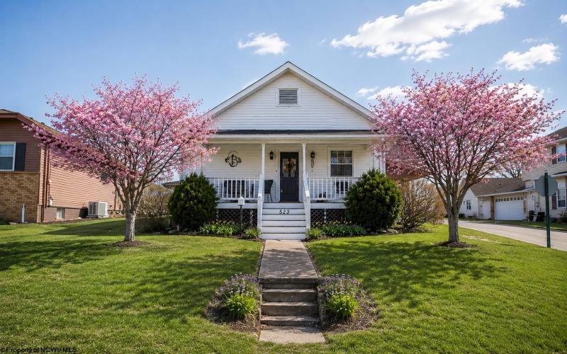 523 Lawman Avenue, Bridgeport, West Virginia 26330, 3 Bedrooms Bedrooms, 7 Rooms Rooms,2 BathroomsBathrooms,Single Family Detached,For Sale,Lawman,10165083