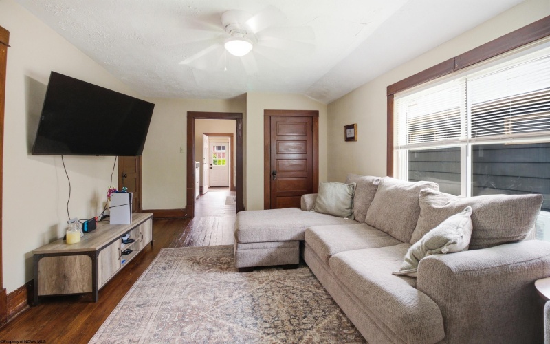 227 Maple Avenue, Bridgeport, West Virginia 26330, 2 Bedrooms Bedrooms, 7 Rooms Rooms,1 BathroomBathrooms,Single Family Detached,For Sale,Maple,10165072 227 Maple Avenue, Bridgeport, West Virginia 26330, 2 Bedrooms Bedrooms, 7 Rooms Rooms,1 BathroomBathrooms,Single Family Detached,For Sale,Maple,10165072