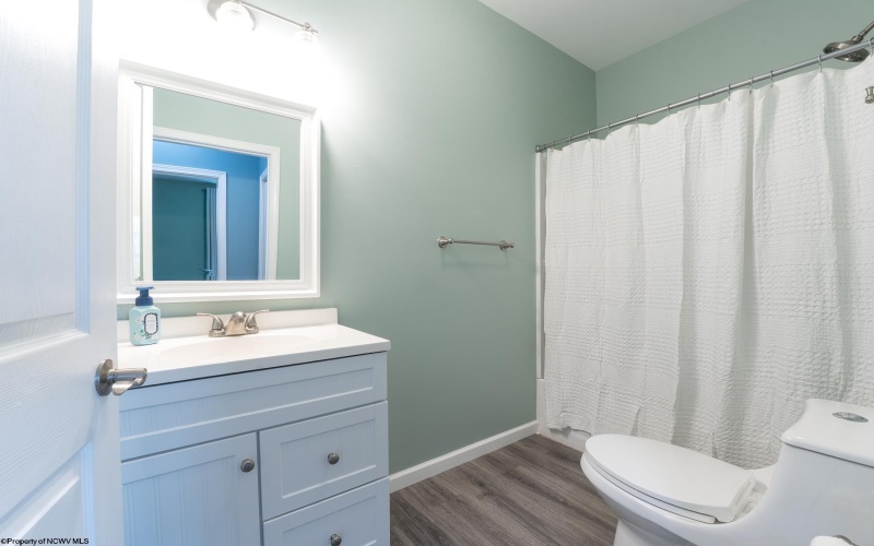 674 Pleasant Hill Road, Morgantown, West Virginia 26508, 4 Bedrooms Bedrooms, 8 Rooms Rooms,2 BathroomsBathrooms,Single Family Detached,For Sale,Pleasant Hill,10165073