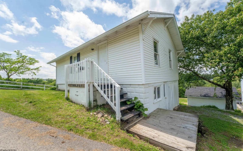 674 Pleasant Hill Road, Morgantown, West Virginia 26508, 4 Bedrooms Bedrooms, 8 Rooms Rooms,2 BathroomsBathrooms,Single Family Detached,For Sale,Pleasant Hill,10165073
