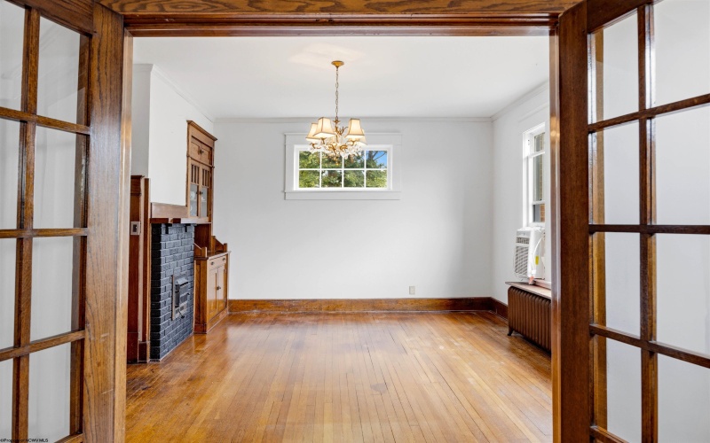 504 Grand Street, Morgantown, West Virginia 26505, 3 Bedrooms Bedrooms, 7 Rooms Rooms,1 BathroomBathrooms,Single Family Detached,For Sale,Grand,10165075