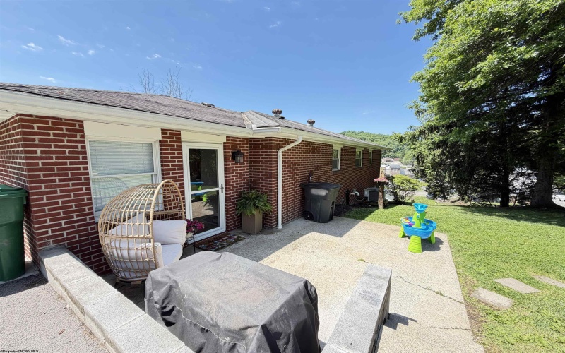 240 Foley Street, Bridgeport, West Virginia 26330, 4 Bedrooms Bedrooms, 10 Rooms Rooms,2 BathroomsBathrooms,Single Family Detached,For Sale,Foley,10165079