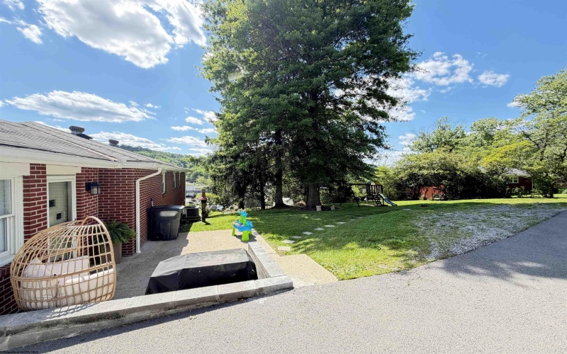 240 Foley Street, Bridgeport, West Virginia 26330, 4 Bedrooms Bedrooms, 10 Rooms Rooms,2 BathroomsBathrooms,Single Family Detached,For Sale,Foley,10165079